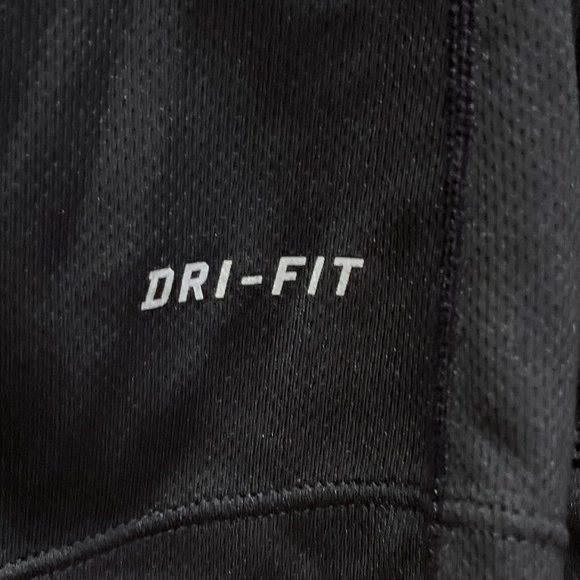 Nike Women's Running Long Sleeve Dry Fit - Picture 4 of 8